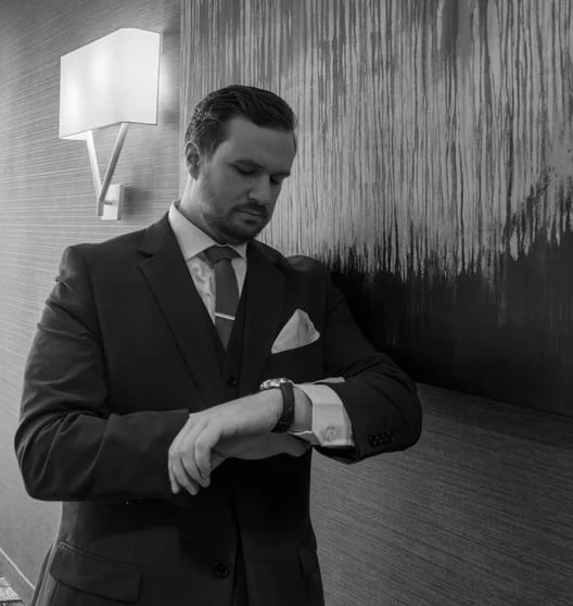 “Capturing Forever: When to Start Planning Your Wedding Photography with Joe Goetz Photography”